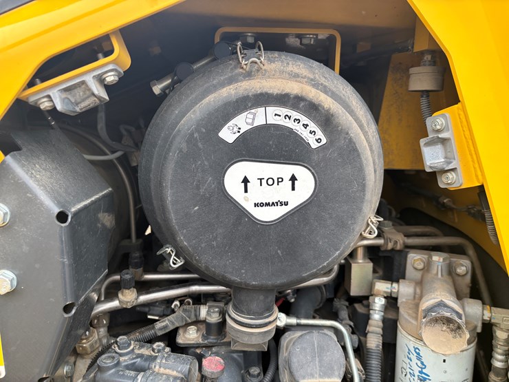 2021-komatsu-d39-image-18