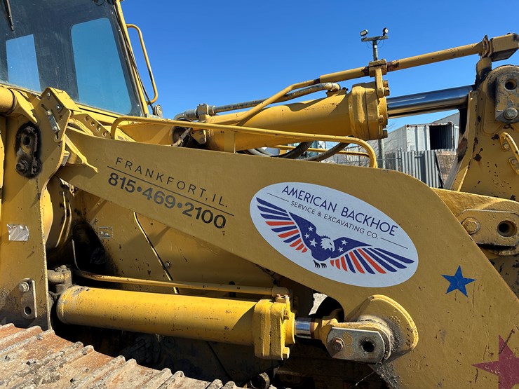 caterpillar-963-image-15