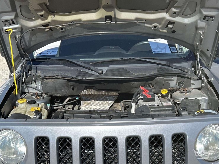 2015-jeep-patriot-sport-image-7