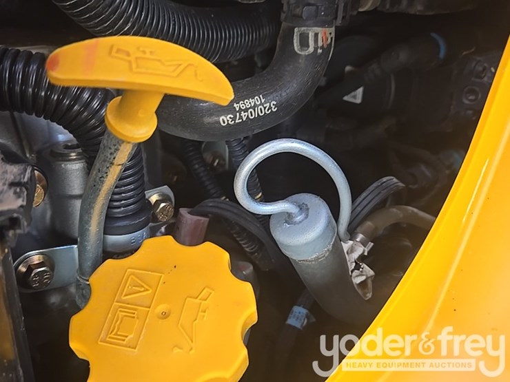 2017-jcb-3cx-image-86