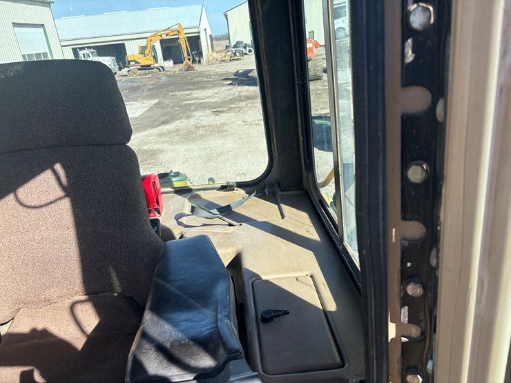 caterpillar-d6m-image-32