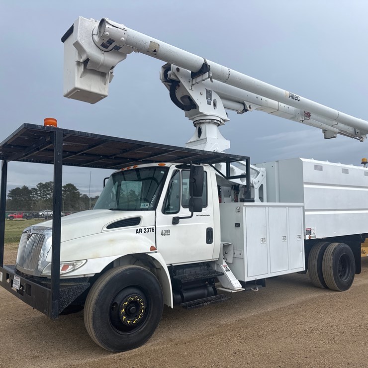 2006 INTERNATIONAL DURASTAR 4300