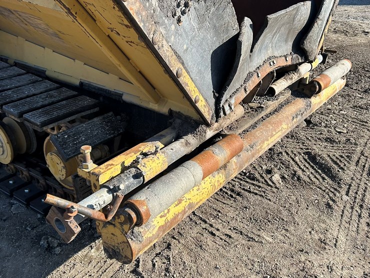 caterpillar-ap-650b-image-10