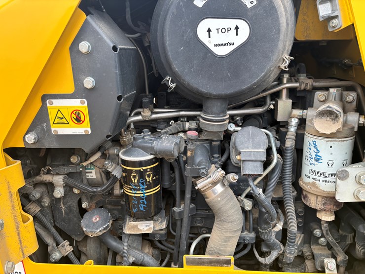 2021-komatsu-d39-image-17