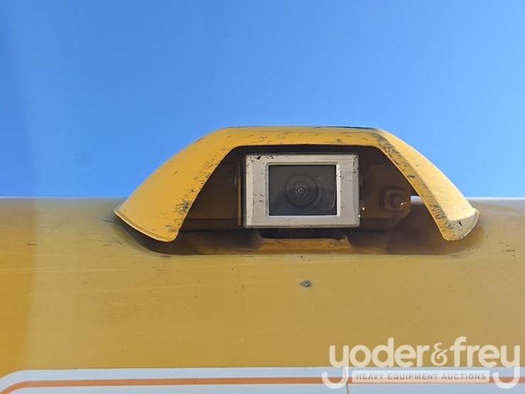 2022-komatsu-pc360-lc-11-image-82