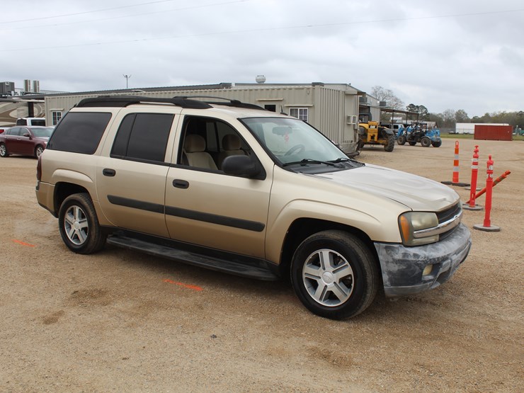 2005-chevrolet-blazer-image-2