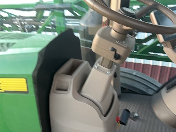2014-john-deere-r4030-image-78