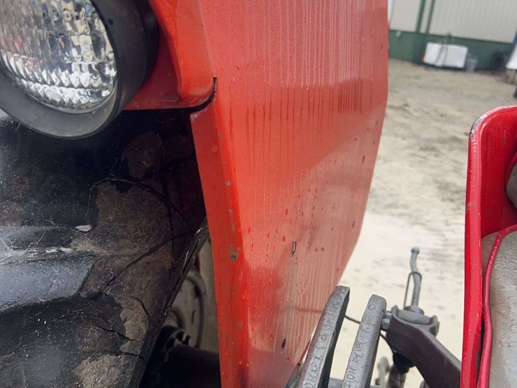 massey-ferguson-135-image-31