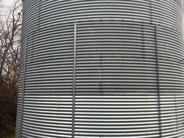 lot-23.-3,250-bu.-columbian-grain-bin-to-be-moved-(bin-1)-image-11