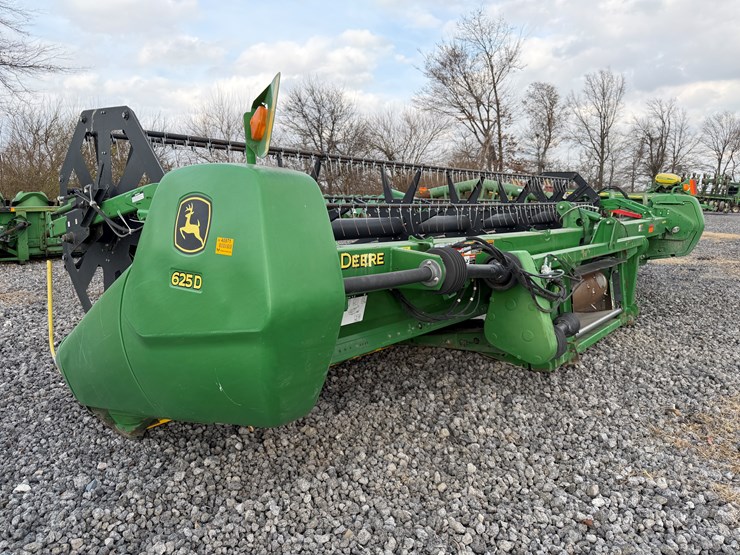 john-deere-625d-image-1