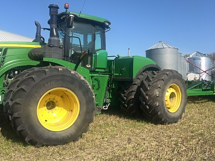 2016-john-deere-9520r-image-5