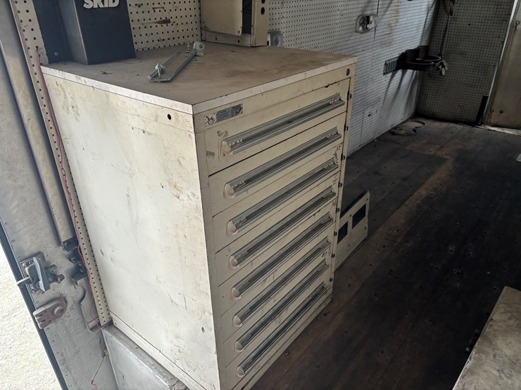 2002-international-4700-image-52