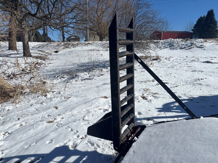 #2272-•-b-&-b-26'-equipment-trailer-image-23