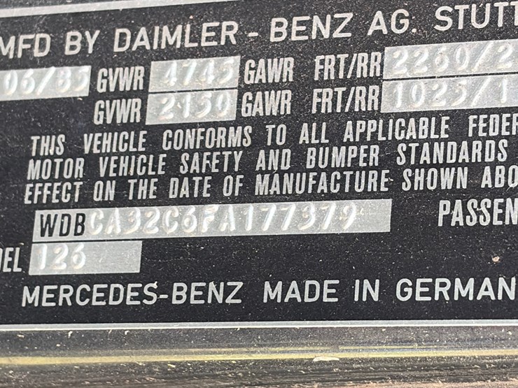 #5-•-1983-mercedes-380se-image-5