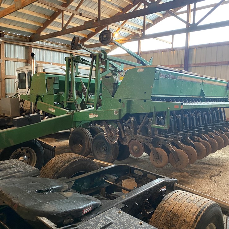 1997 GREAT PLAINS 3010