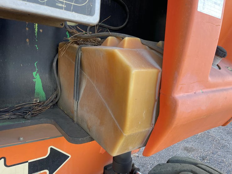 2007-jlg-800s-image-31