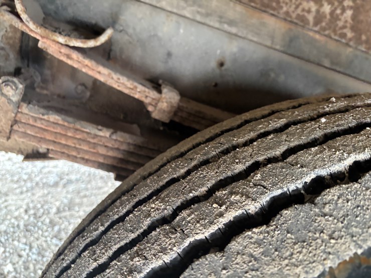 2002-international-4700-image-70