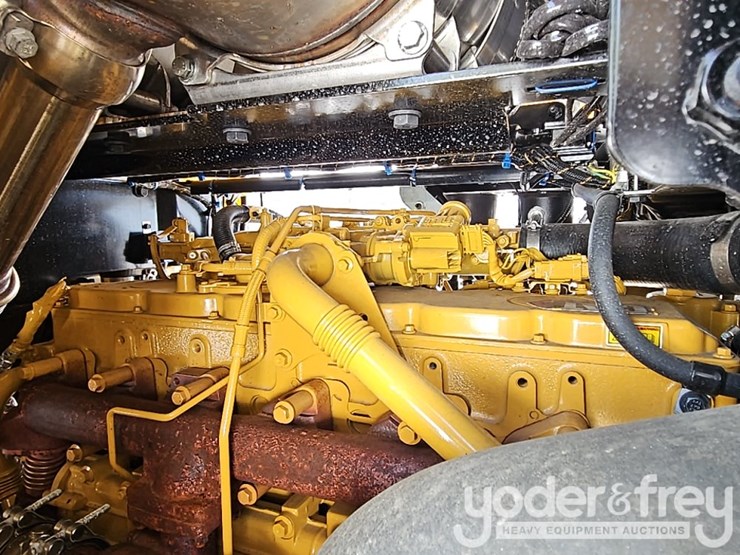 2026-caterpillar-930-image-29