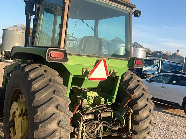 john-deere-4430-image-19