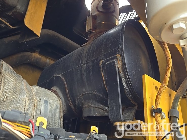 2009-caterpillar-140m-vhp-plus-image-79