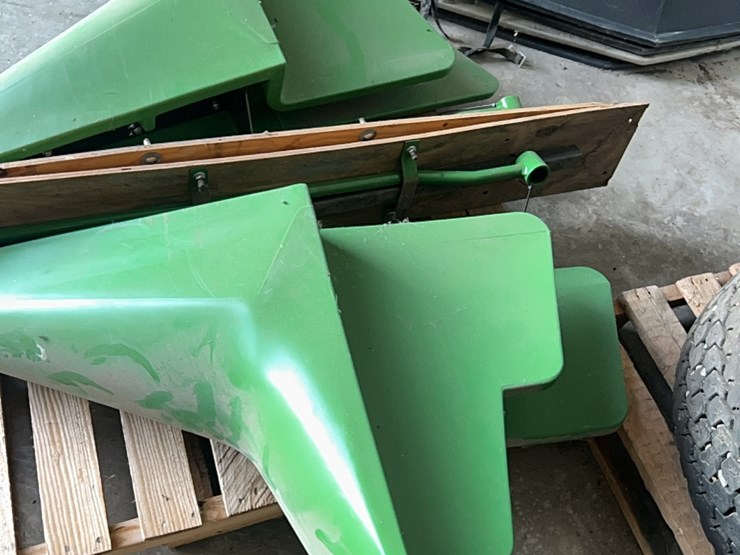 (2)-john-deere-poly-dividers-image-10