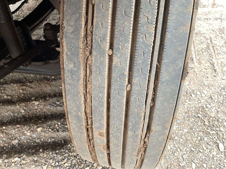 2002-international-durastar-4300-image-19