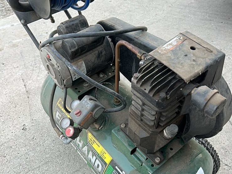 farmhand-air-compressor,-5-hp,-used-little,-has-hose-and-reel-self-contained.-image-24