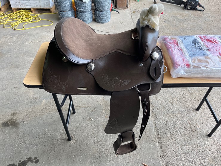 #51-•-western-16in-saddle-and-blanket-image-3