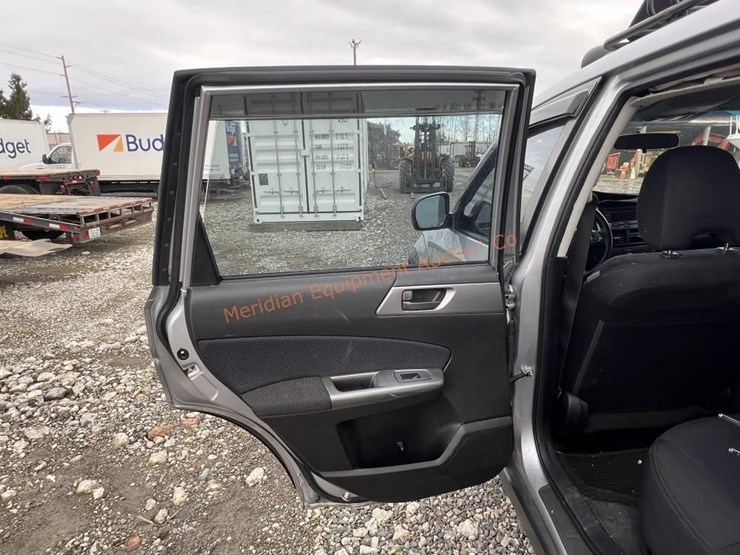 2012-subaru-forester-image-26