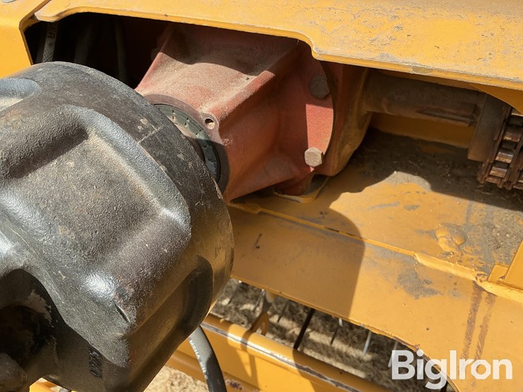 2015-vermeer-605n-cornstalk-special-image-16