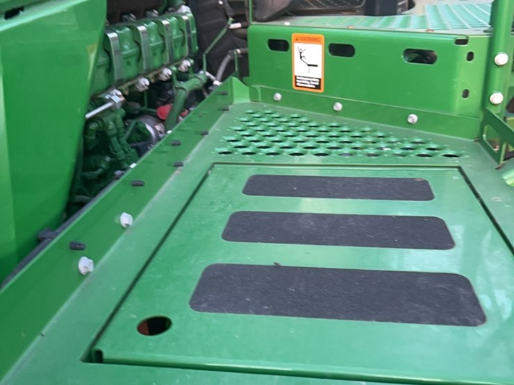 2014-john-deere-r4030-image-25