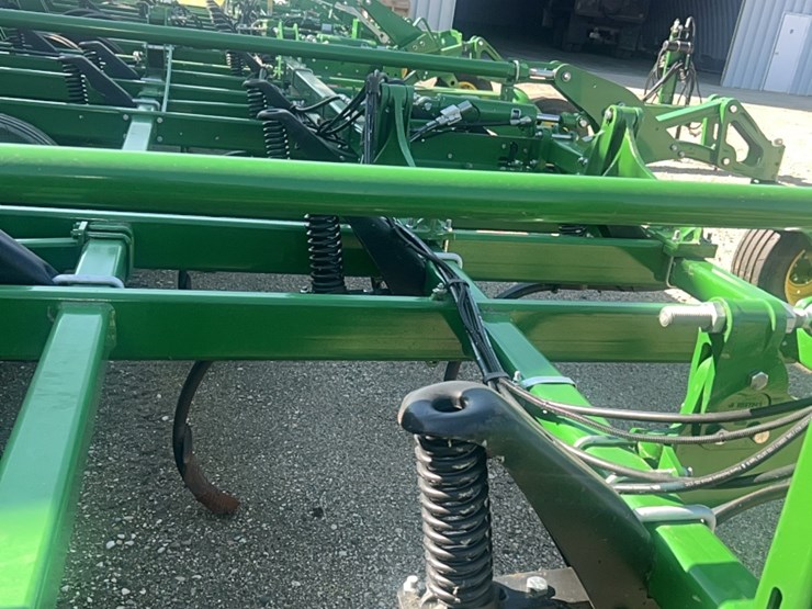 2022-john-deere-52-image-131