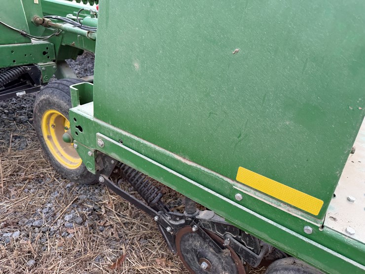 john-deere-455-image-38