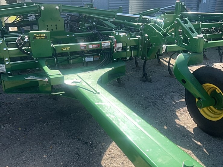 2024-john-deere-52-image-138