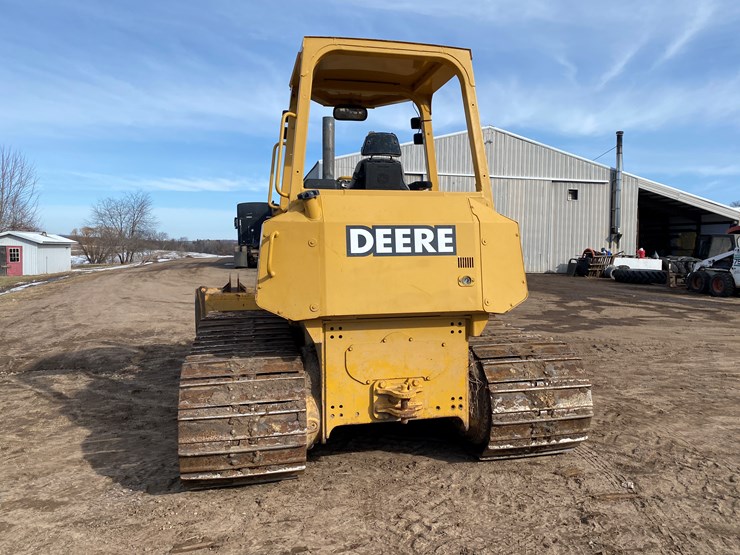 2004-deere-700h-lgp-image-11