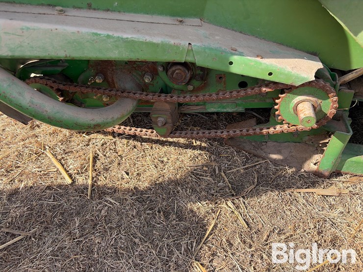 john-deere-212-image-17