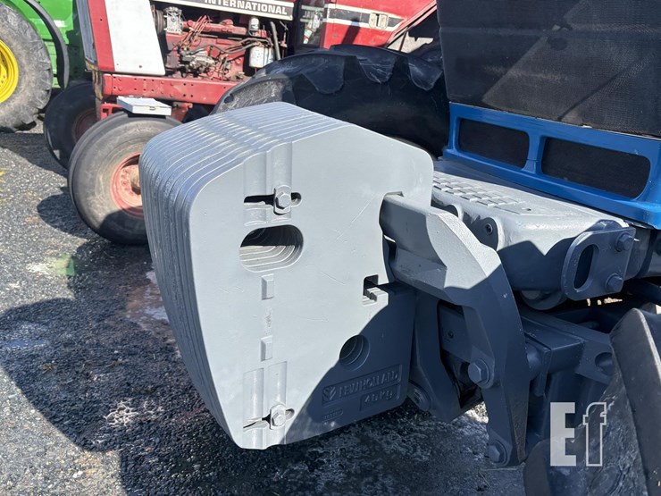 1995-ford-8670-image-9