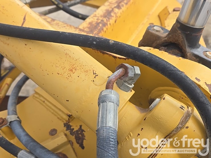 2009-caterpillar-140m-vhp-plus-image-28