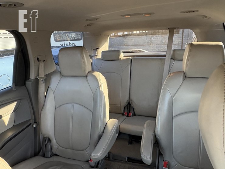 2014-gmc-acadia-image-12