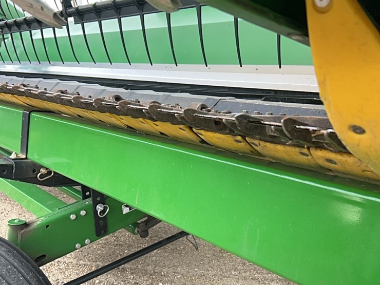 2013-john-deere-640-image-17