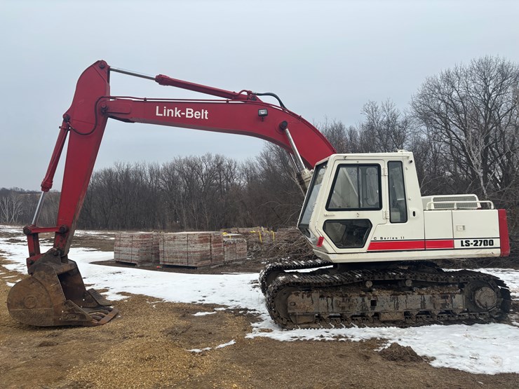 1993-link-belt-ls-2700c-image-2