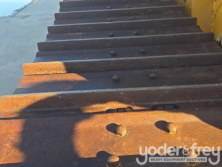 2018-deere-700k-image-29