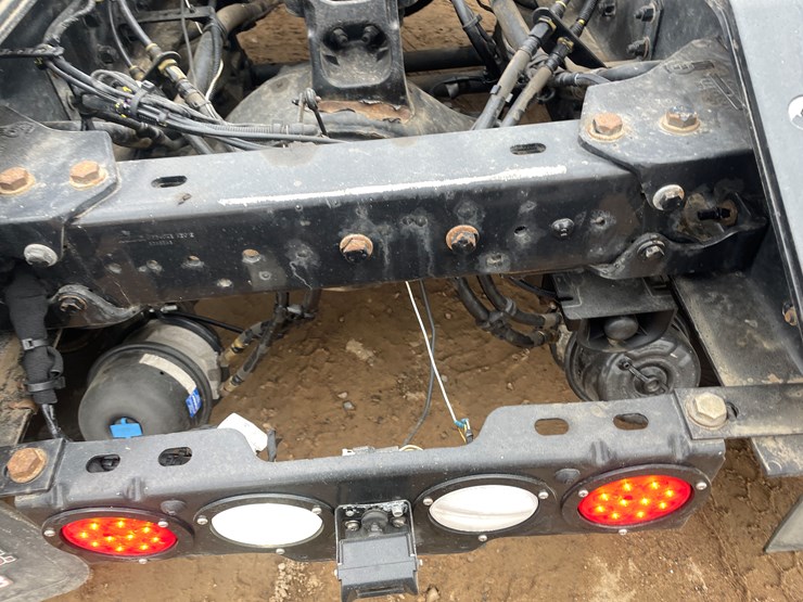 2019-kenworth-t880-image-20