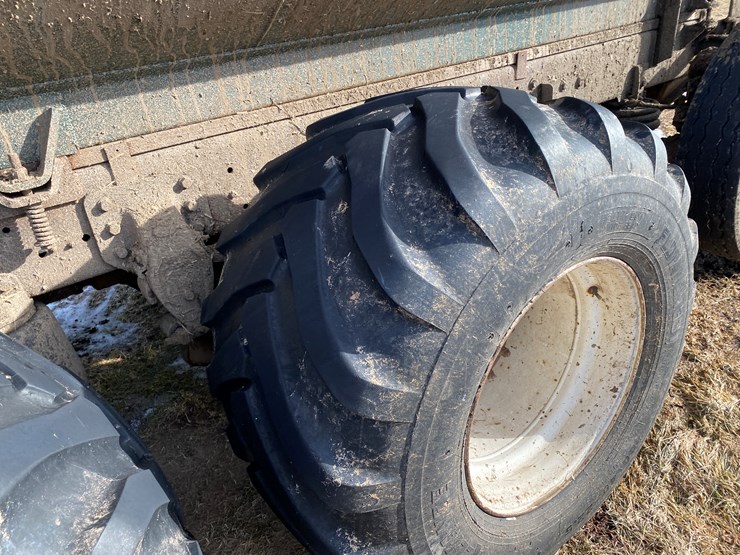 #425-•-mack-elite-cl-713-manure-truck-(has-wi-title)-(colfax,-wi)-image-21