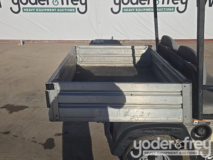 2018-club-car-carryall-300-image-20