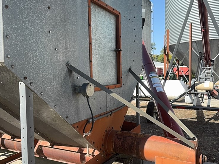 super-b-grain-dryer,-automatic-stage-controlled,-single-phase,-5512-hours,-excellent-working-condition-image-13