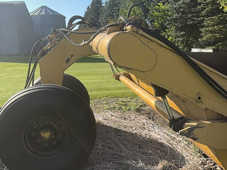 10-yard-ashland-scraper,-hydraulic-push-off,-very-heavy-duty,-works-good-image-5