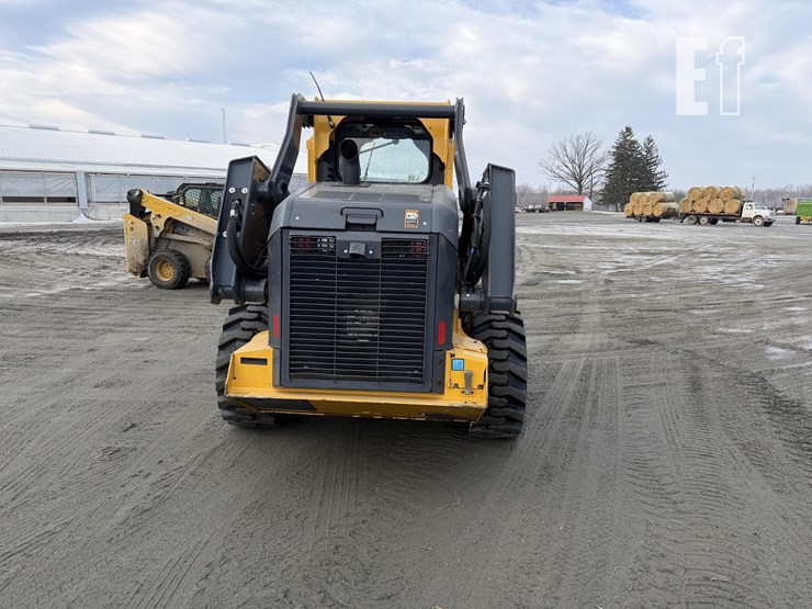 2024-deere-330g-image-7