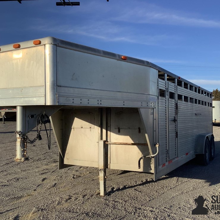 1998 Chaparral Trailer