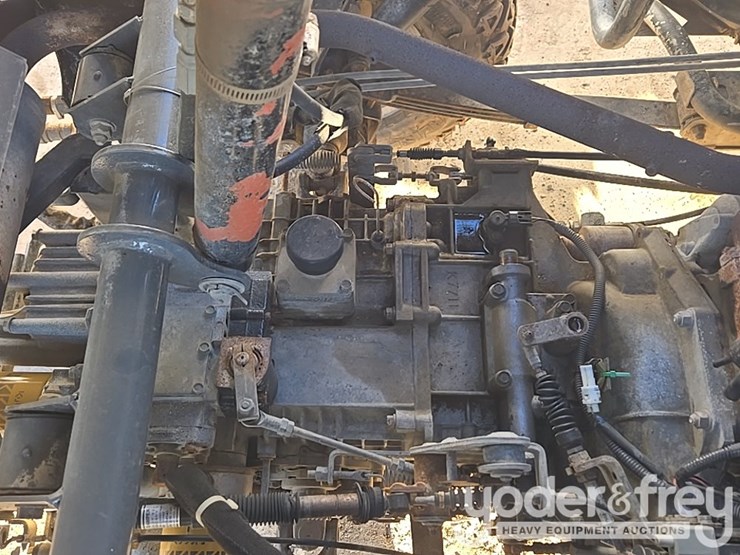 2012-kubota-rtv1140cpx-image-21